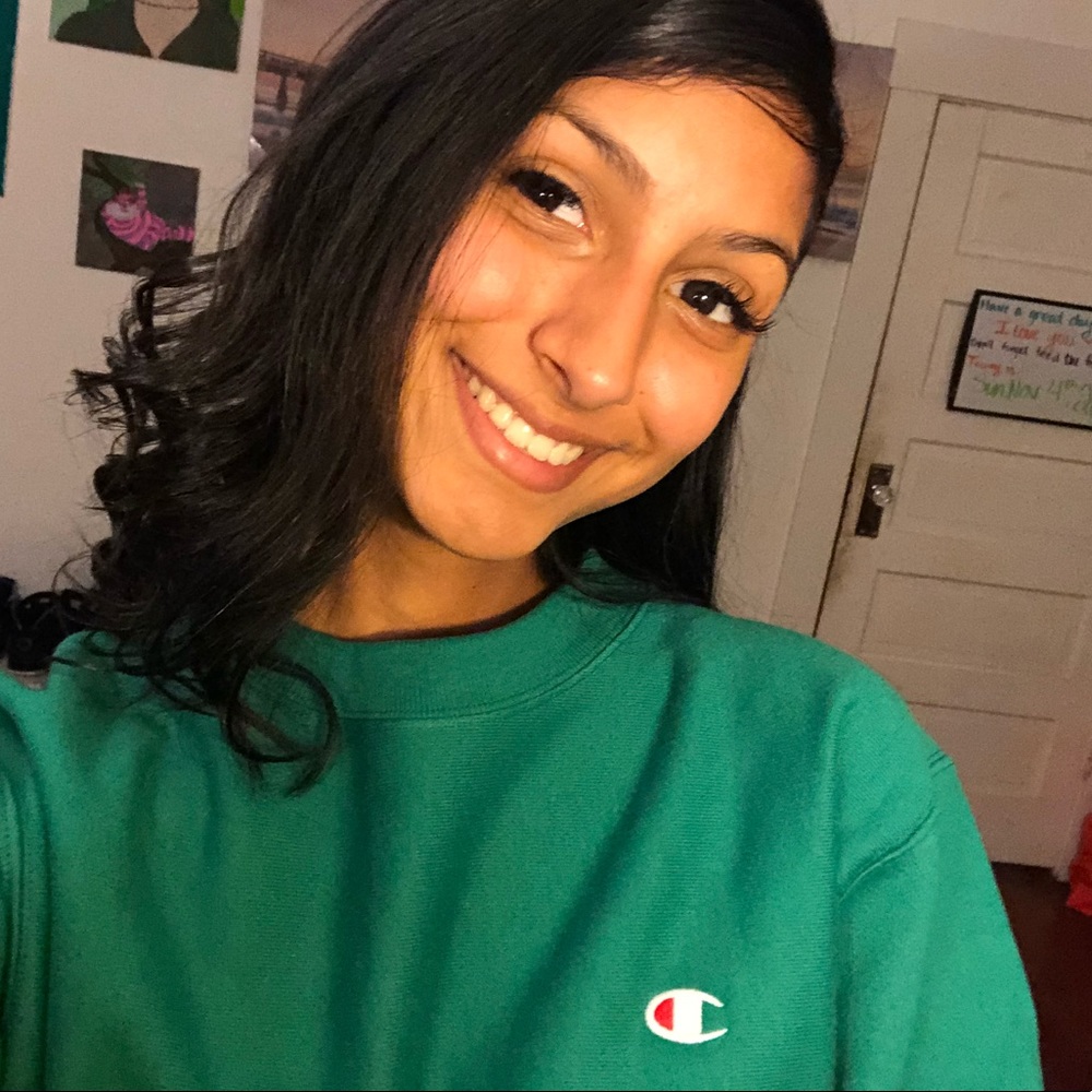 Meet your Posher, Gabriela